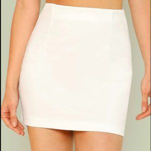 White House Black Market Ecru Pencil Skirt SIZE 0